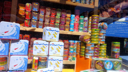 Vitrine haute en couleurs, Le Touquet, photo non libre de droits