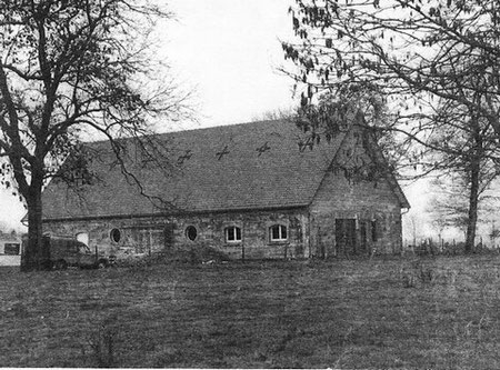 le blockhaus de domleger avec son toit