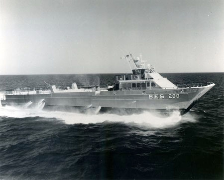 Surface-Effect-Schnellboot SES 200 - Foto: Archiv Förderverein