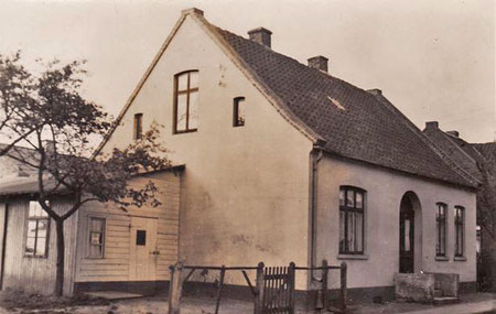 Wohn- und Geschäftshaus vor dem Umbau, 1940er Jahre