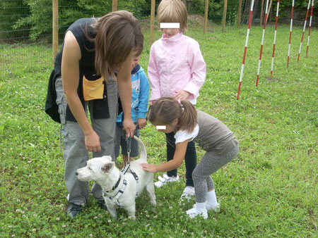 Bambini del Centro Estivo in visita