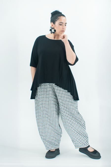 Karottenhose mit Hahnentrittmuster