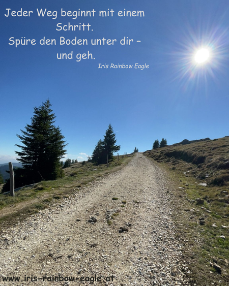 dein Mentaltraining - Bergweg als Symbol für den Weg der sieben Schritte – persönliche Veränderung durch Mentaltraining