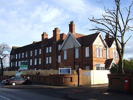 1889 block of West Heath Hospital just prior to demolition 2008. Image 'All Rights Reserved' used with the permission of Neil Lewis/ genesis4626 on Flickr.