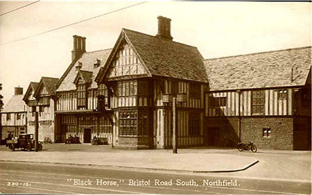 The Black Horse, Northfield c1920. Thanks for the use of this postcard to Dave Gregory. 