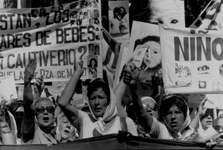 'Bedstemødrene fra Plaza de Mayo' under diktaturet (1976-1983)
