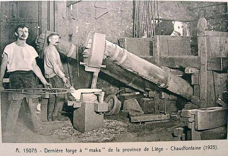 Les forgerons, forge à Maka