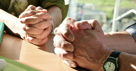 Warum meditieren? Einfache geführte Meditation für Anfänger, Meditationstipps, Entspannung, Achtsamkeit, Meditation Online-Kurs, Meditationskurs in Zürich Oerlikon. Meditationsausbildung und Meditationslehrer Ausbildung in Zürich Oerlikon