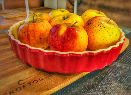 Maman Blanc Apple Tart
