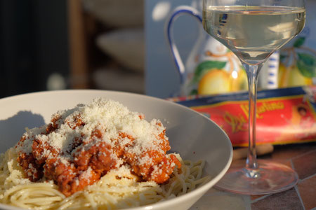 Pasta with meaty sauce/Spaghetti from Pastificio di Martino a Fico