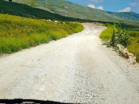 Dernière route albanaise avant la frontière grecque.