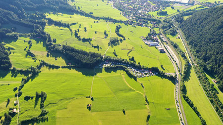 Luftaufnahme vom Campingplatz Camping Pfronten im Allgäu