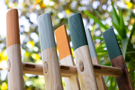 Scale a pioli con punte colorate - Wood ladders in custom matte colors
