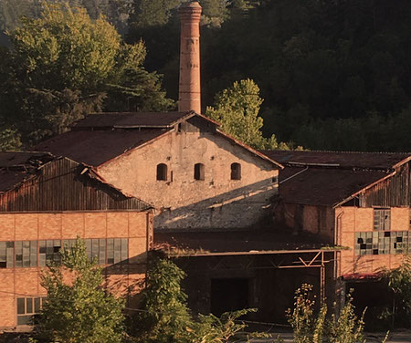 Ancient factory for the processing of chestnut wood - Antica fabbrica per la lavorazione del legno di castagno