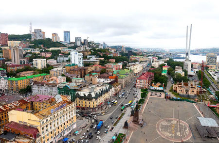 Vladivostok-The Historical Center and the main street Svetlanskaya