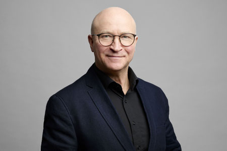Journalist, Texter, Medienproduzent, Live-Kulturjournalismus