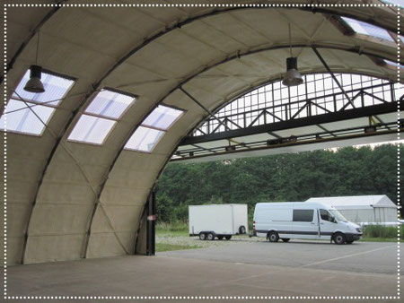 Rundbogenhalle nachträglich isolieren, Rundbogenhalle nachträglich dämmen, Rundbogenhalle Spritzschaum