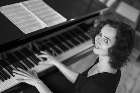 Charlotte Bleser  Diplom-Musikpädagogin und freie Pianistin