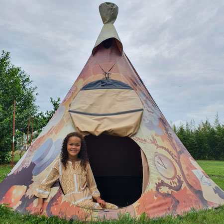 Kamperen in je tuin, tipi huren.