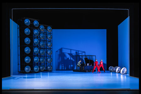 TRUE CRIME- Non-Fiction Études// Ballett am Rhein Düsseldorf // 2024 // Choreografie: Demis Volpi