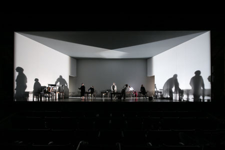 Tiger und Löwe // Staatstheater Karlsruhe/ Royal District Theatre Tiflis // 2018 // Regie: Data Tavadze
