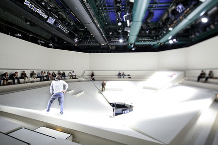  Glasperlenspiel // Staatstheater Karlsruhe // 2014 // Regie: Martin Nimz