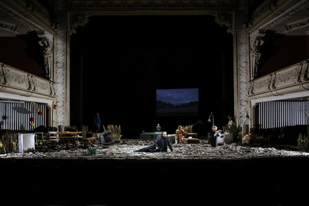 Vor dem Fest // Staatstheater Schwerin // 2017 // Regie: Martin Nimz