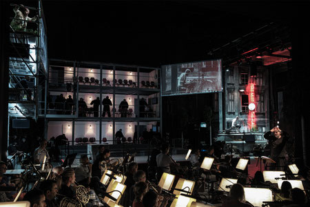 Verdi Requiem // Oper Halle/RAUMBÜHNE BABYLON // 2018 // Regie: Florian Lutz  