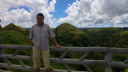 Der Autor, Chocolate Hills