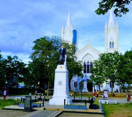 Kathedrale und Statue José Rizal, Puerto Princesa, Palawan