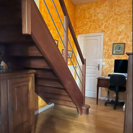 Avant dégagement sous escalier
