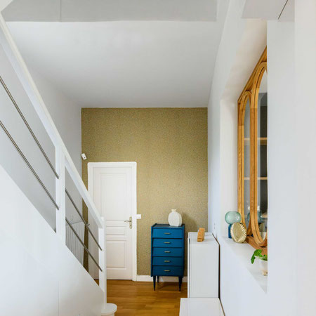 Nouvel aménagement de l'espace sous escalier