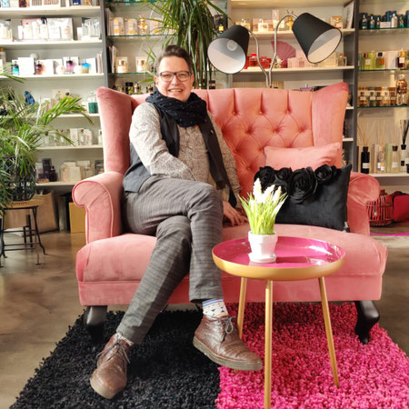 Inhaber Strese 4, Henry Christopher Alt fördert in seinen Räumlichkeiten Kunst und Kultur, Foto: Beatrix van Ooyen