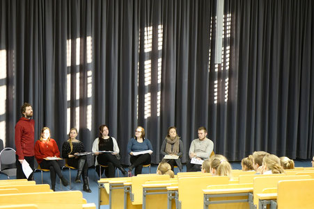 Studierende gestalten die Kinderuni »Rollenspiele« für Schulklassen 2020 (am)