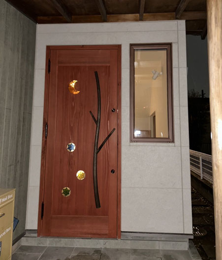 木のドア　木製玄関ドア