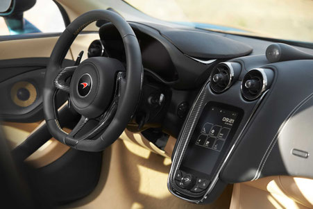 McLaren 570GT Cockpit