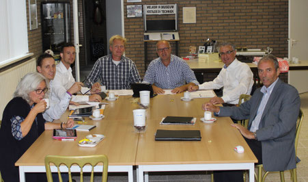 Kick off en twee-wekelijks overleg met het burgerinitiatief.