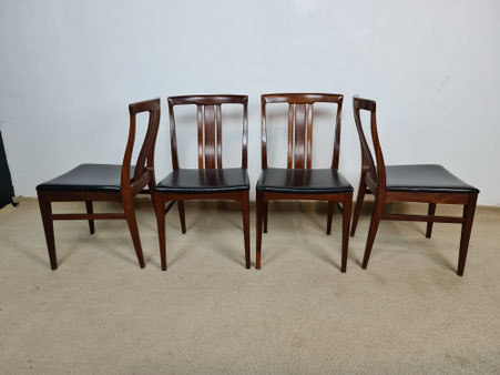 4 chaises en teck 1970 scandinave