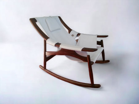 Rocking Chair Brésilien en palissandre Liceu de arte Sao paulo vers 1960