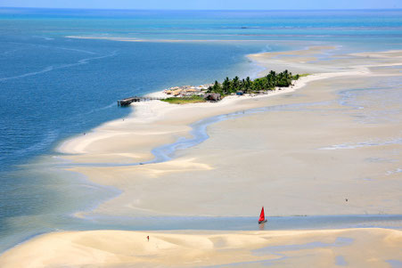 insel von itamaraca, sandbank, coroa do avião, traumstrand, weisser sand, brasilien, fort orange, trauminsel, reginaldo rossi, ferien paradies, strand restaurant