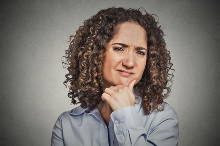 Wissen "Dummheit": Was ist Dummheit? Welche Missverständnisse gibt es? Dummheit vs. Intelligenz.  Dumme Menschen eine Gefahr? Werden wir immer dümmer?