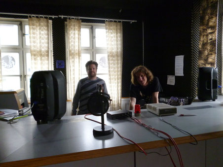 Der Kunstbauraum bei Radio Free FM