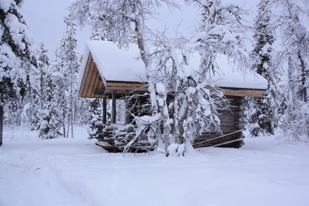 cozy little house in snowy forest. Perhaps your place for a break with fire and hot coffee? 