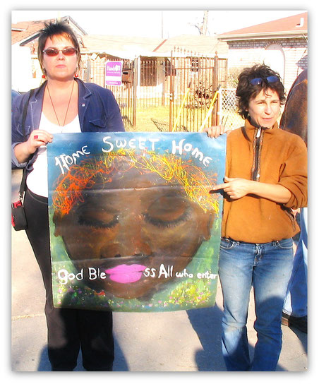 Artist Diane Moran (left)
