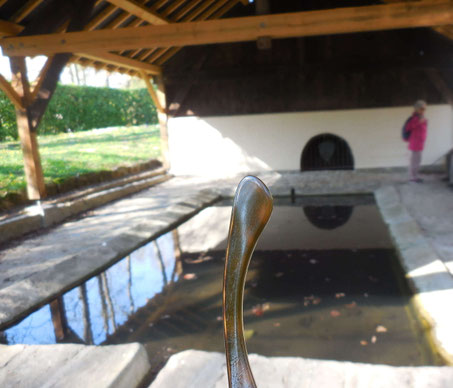 Le lavoir de Brinville attend de recevoir quelques litres d'eau !
