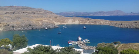 superbe abri pour les bateaux
