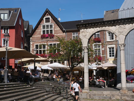 Aachen Sehenswürdigkeiten Top 10: Hof, Geburtsort von Aachen