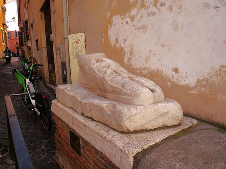 Rom Reisetipps: Piè di Marmo, der Marmorfuß
