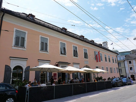 Auf den Spuren von Mozart in Salzburg: Wohnhaus der Familie