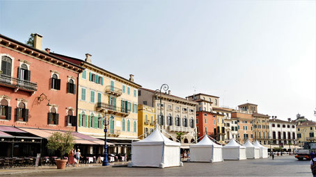 Verona Sehenswürdigkeiten: Piazza Bra